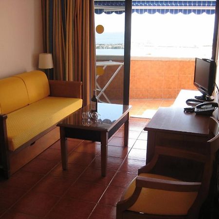 Apartamentos Amadores Beach Exterior foto