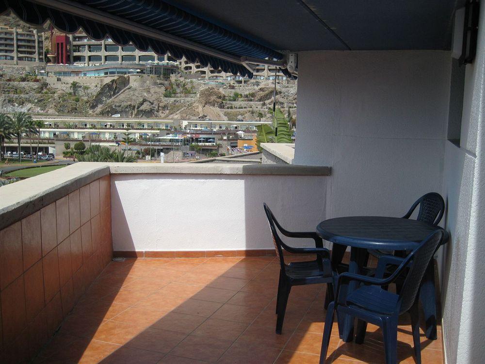 Apartamentos Amadores Beach Exterior foto