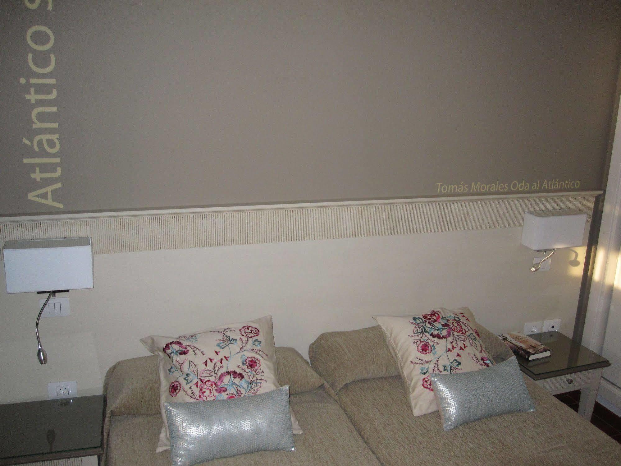 Apartamentos Amadores Beach Exterior foto