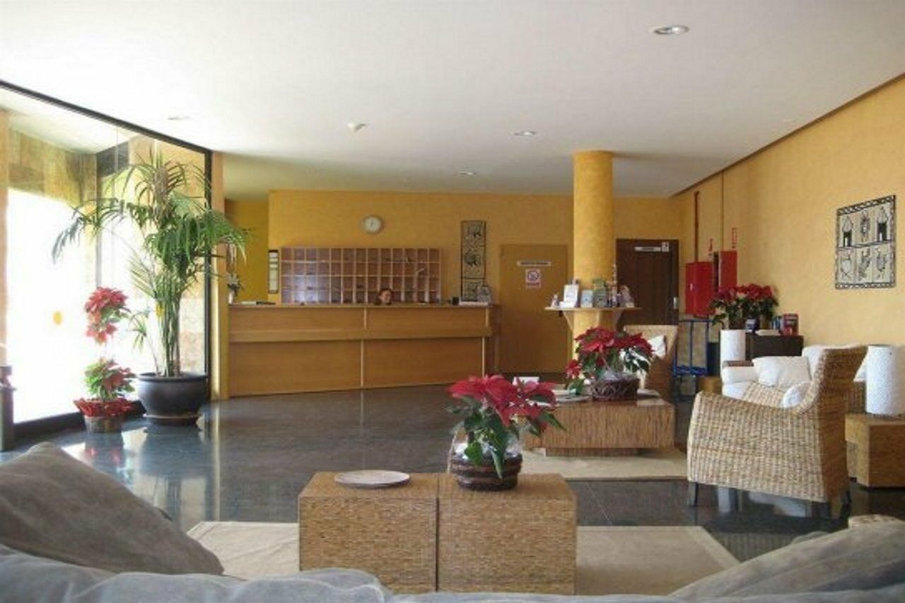 Apartamentos Amadores Beach Exterior foto