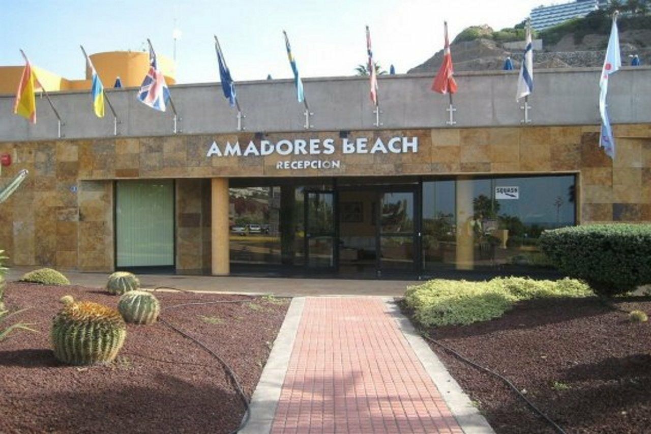 Apartamentos Amadores Beach Exterior foto